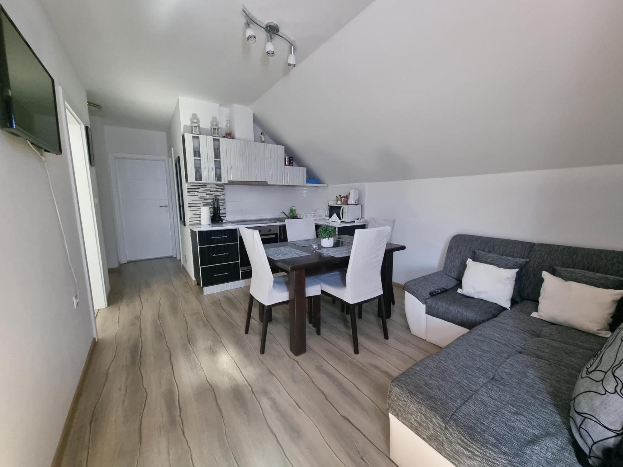 Apartment Rosandic Smoljanac Ngoại thất bức ảnh